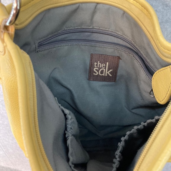 The Sak Yellow Leather Purse Medium Size Multiple Pocket Adjustable Strap - Picture 9 of 13